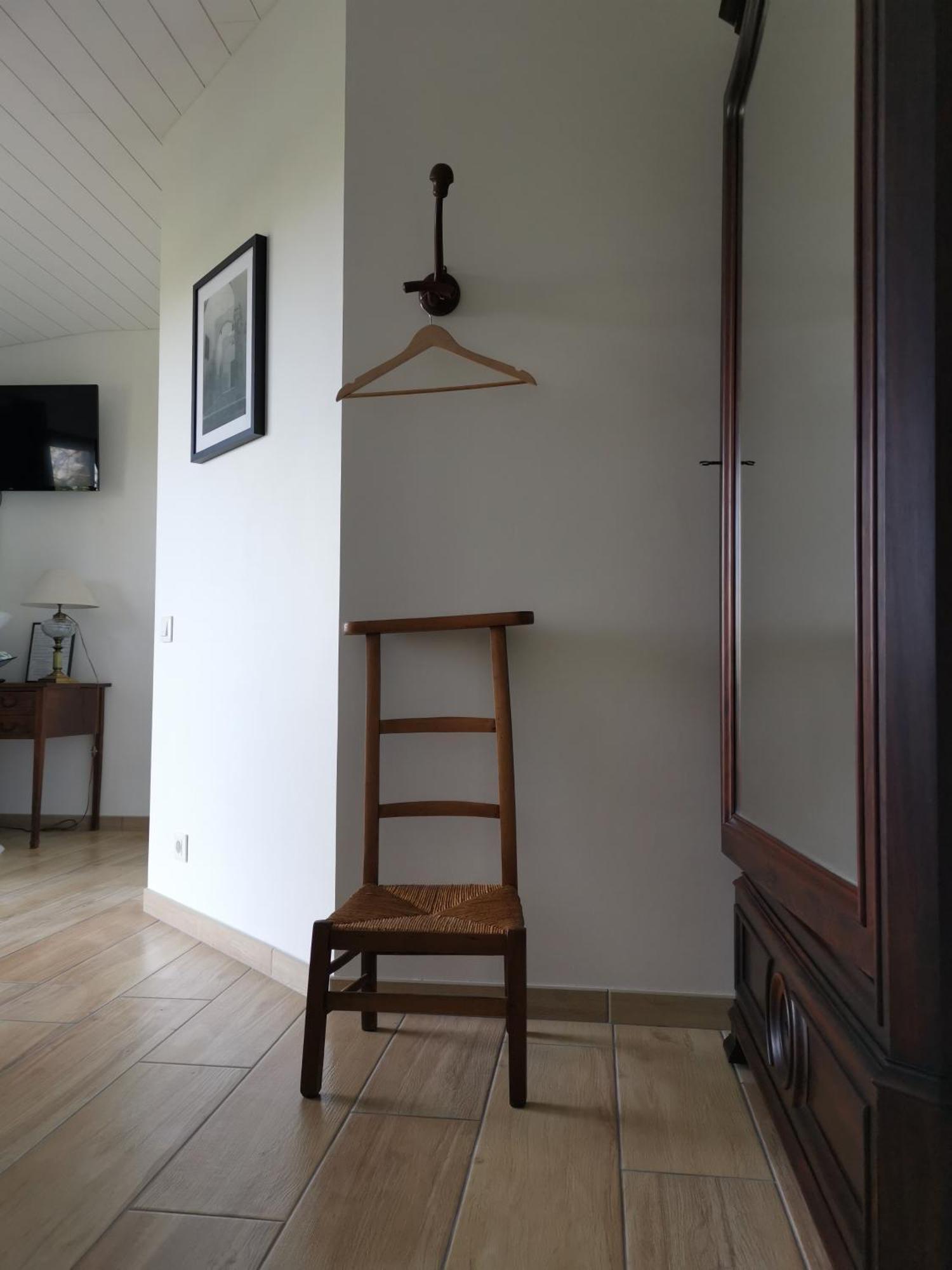 Le Moulin De La Retardiere Orvault Phòng bức ảnh